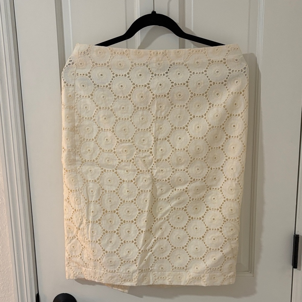 Ann Taylor Cream Eyelet Pencil Skirt